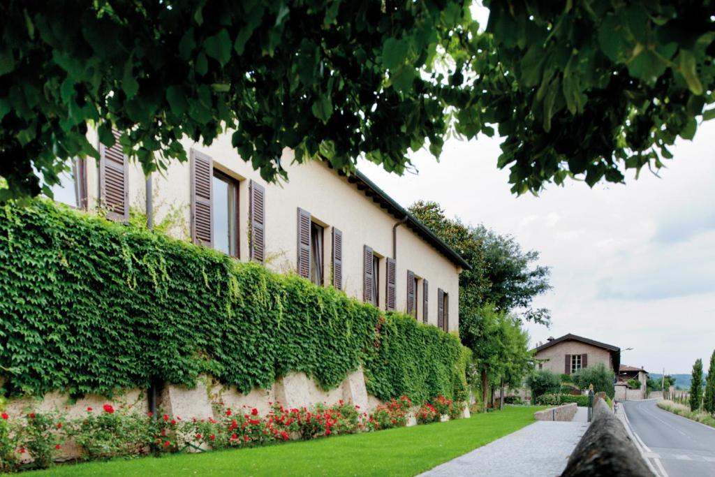 コルテ・フランカ Borgo Santa Giuliaヴィラ エクステリア 写真